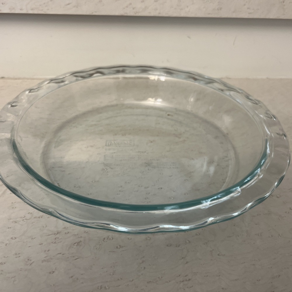 Pyrex C209 9.5" Clear Pie Plate Baking Dish, Fluted Scalloped Edge, 2" Deep, USA